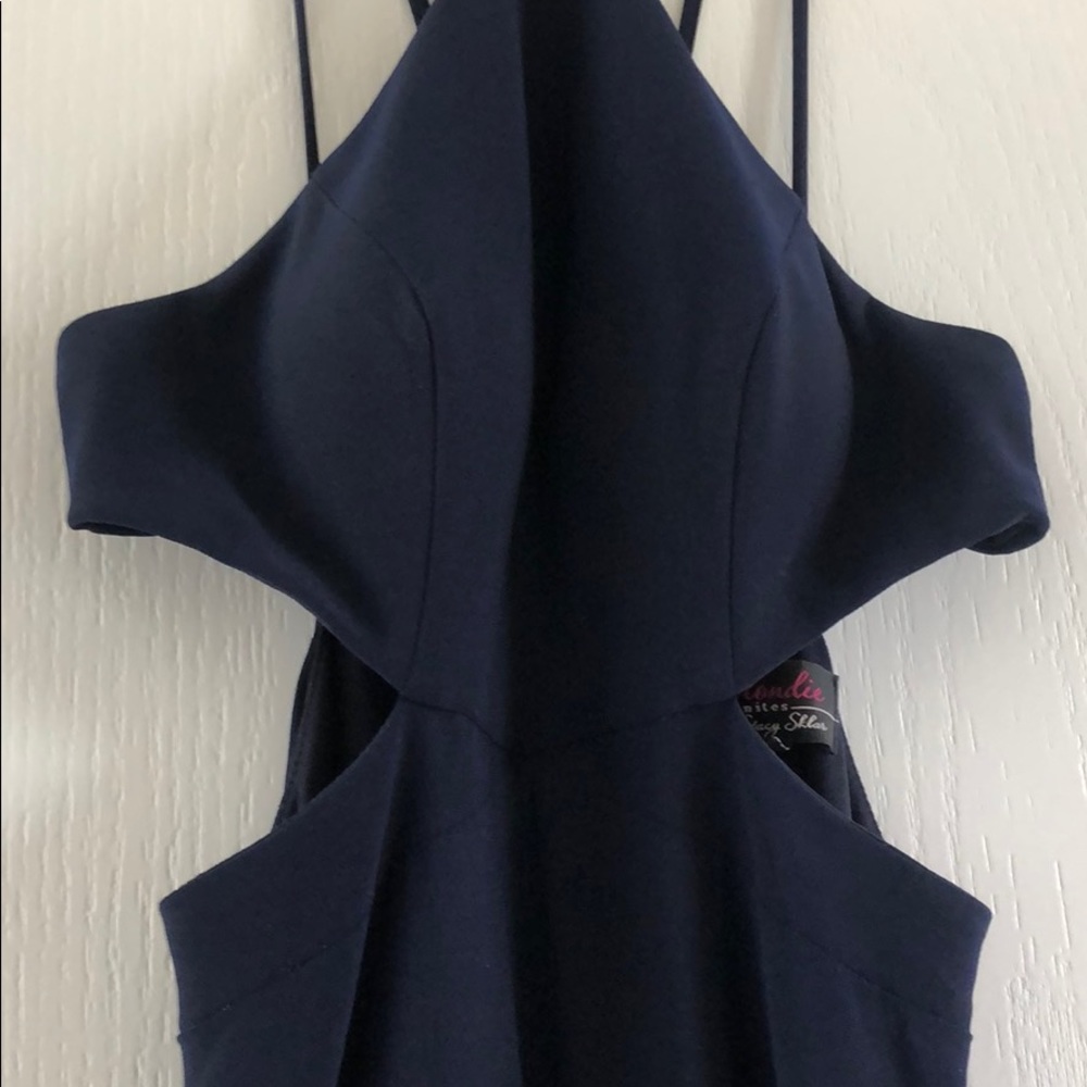 Formal Dress - Picture 2 of 3